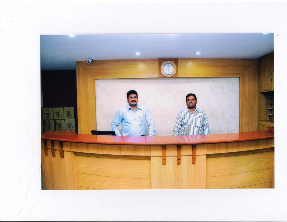 Hotel Padmini Residency ハイデラバード エクステリア 写真