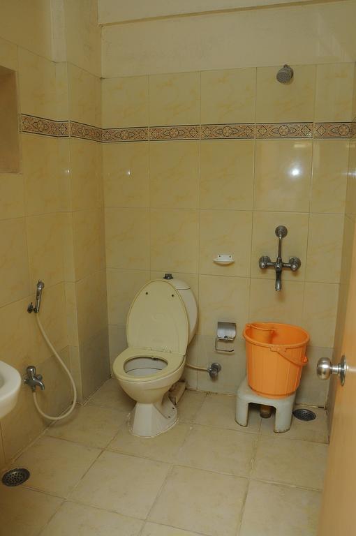 Hotel Padmini Residency ハイデラバード エクステリア 写真