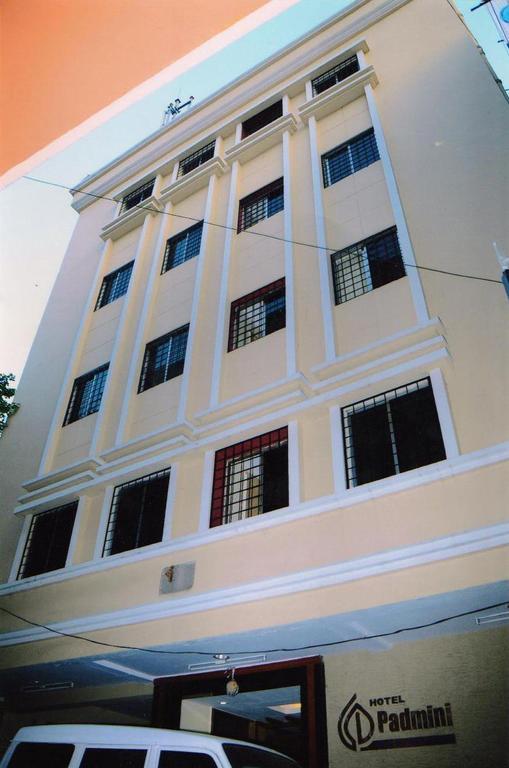 Hotel Padmini Residency ハイデラバード エクステリア 写真
