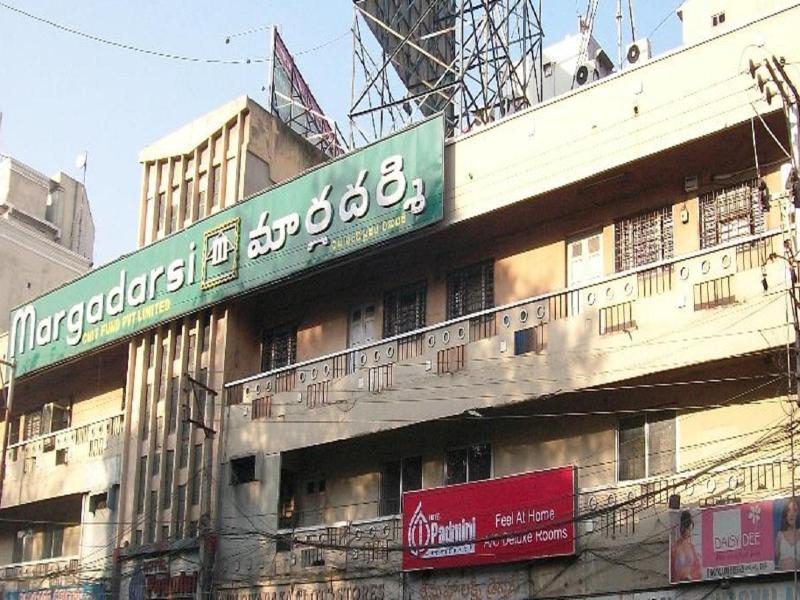 Hotel Padmini Residency ハイデラバード エクステリア 写真